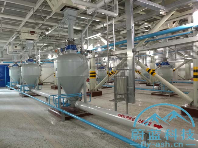 湖南蔚藍(lán)環(huán)保-多倉(cāng)泵下引式輸送系統(tǒng).jpg 湖南蔚藍(lán)環(huán)保-多倉(cāng)泵下引式輸送系統(tǒng).jpg